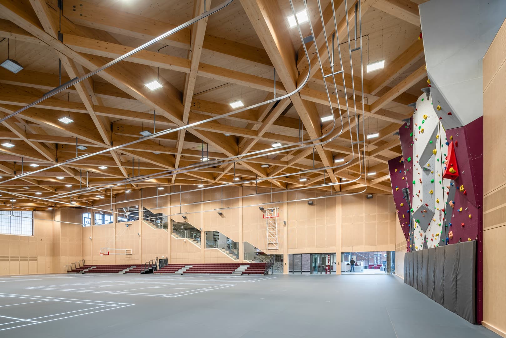 Trailfinders Hall, St George's College Weybridge photo #1