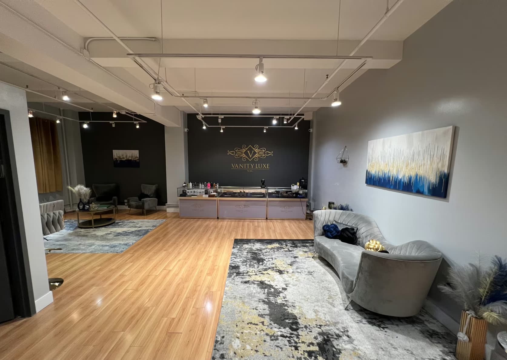 Whole Venue, Vanity Luxe photo #3