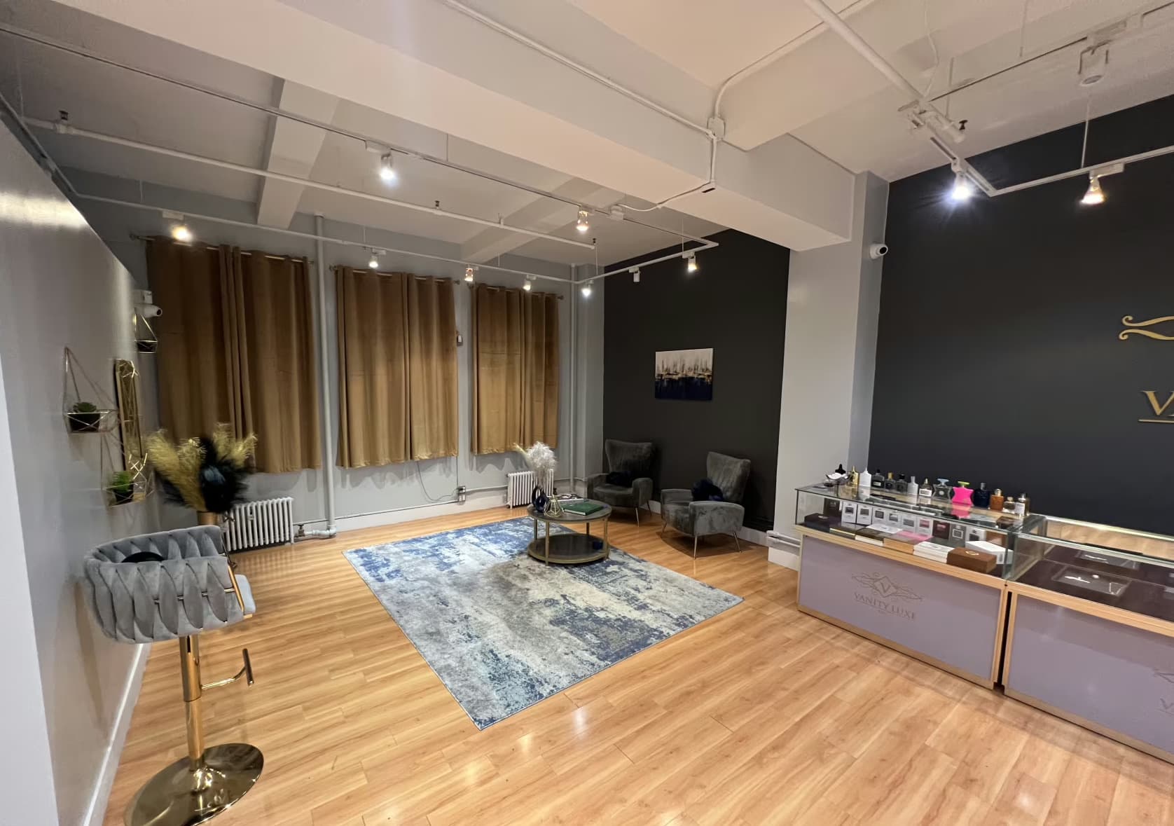 Whole Venue, Vanity Luxe photo #1