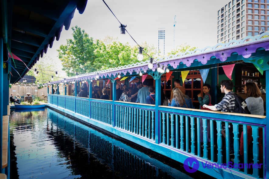 Exclusive Hire, Phantom Peak photo #2