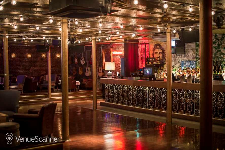 Full Venue, Embargo Republica photo #1