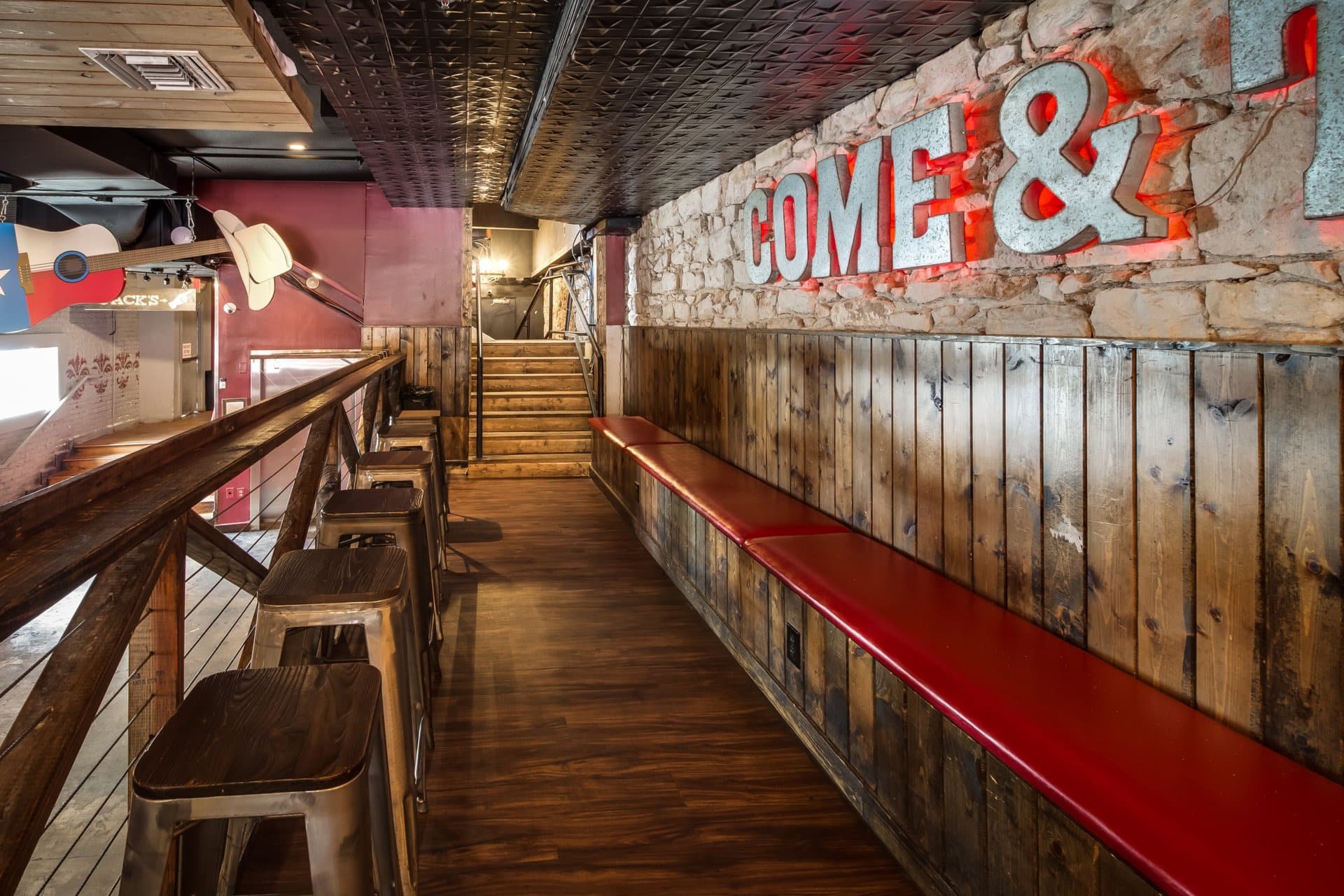 Full Buyout, San Jac Saloon photo #3