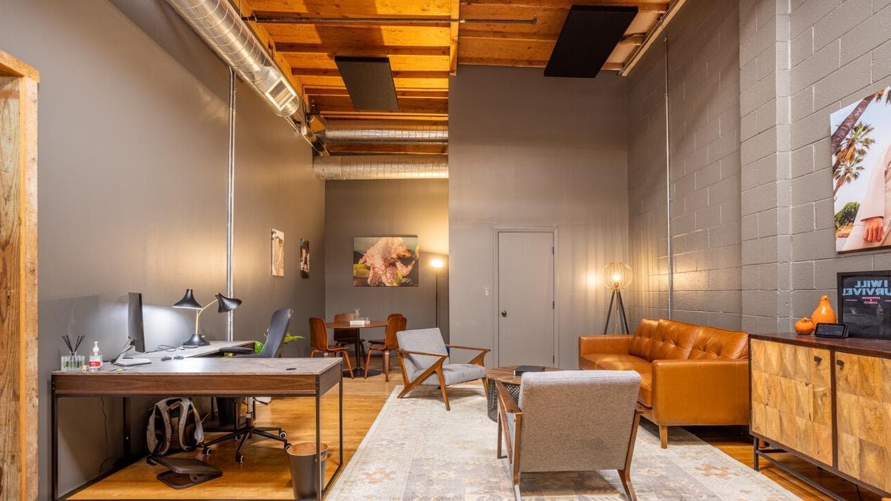 High-end Executive Office