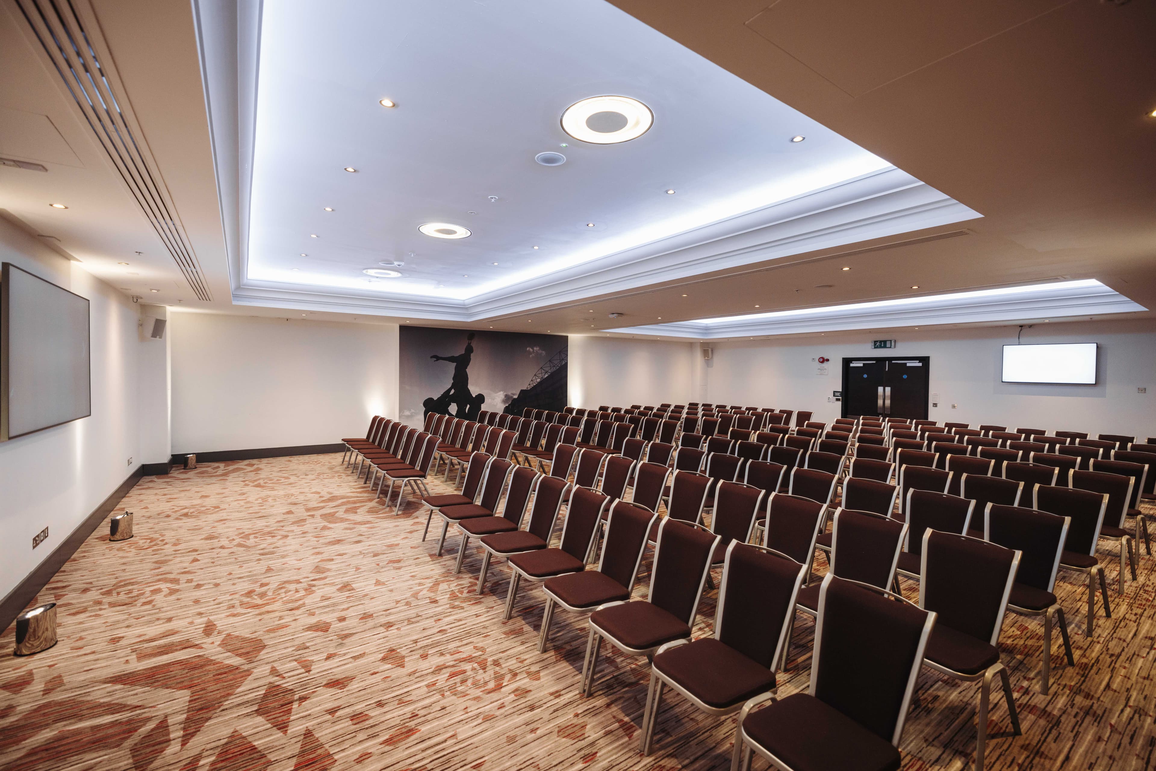 Shakespeare 1, Allianz Stadium, Twickenham photo #3