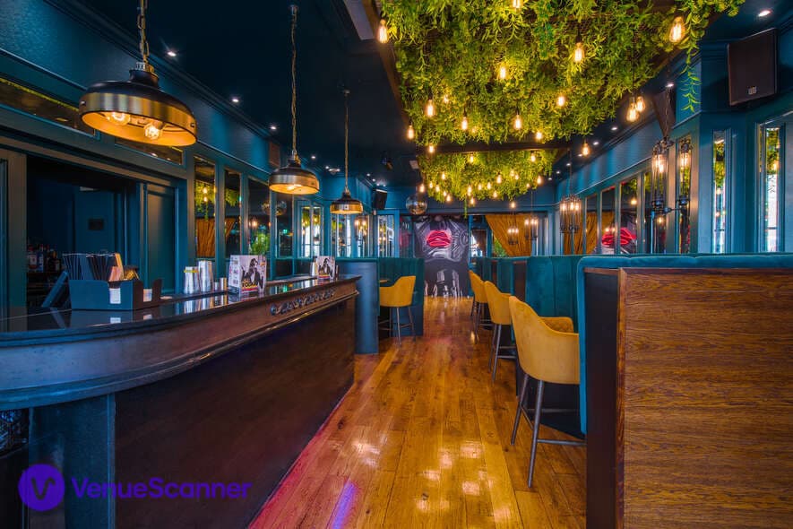 Lounge, Revolution Brighton photo #2