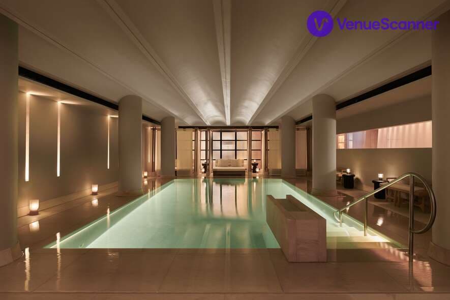 Claridge's photo #3