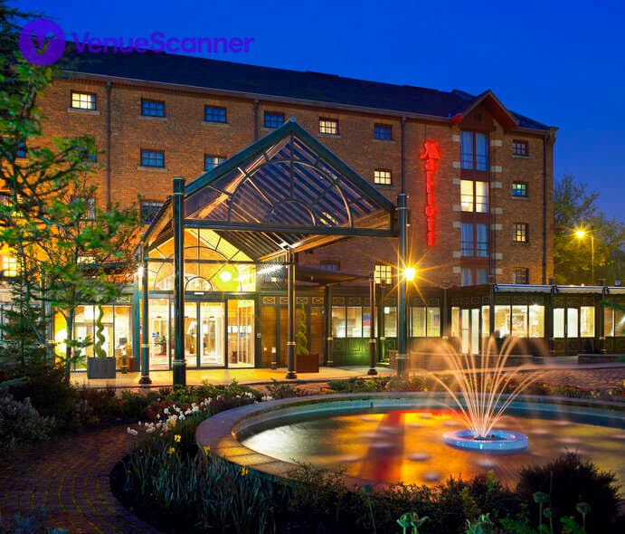 1844, Marriott Victoria & Albert Manchester photo #50