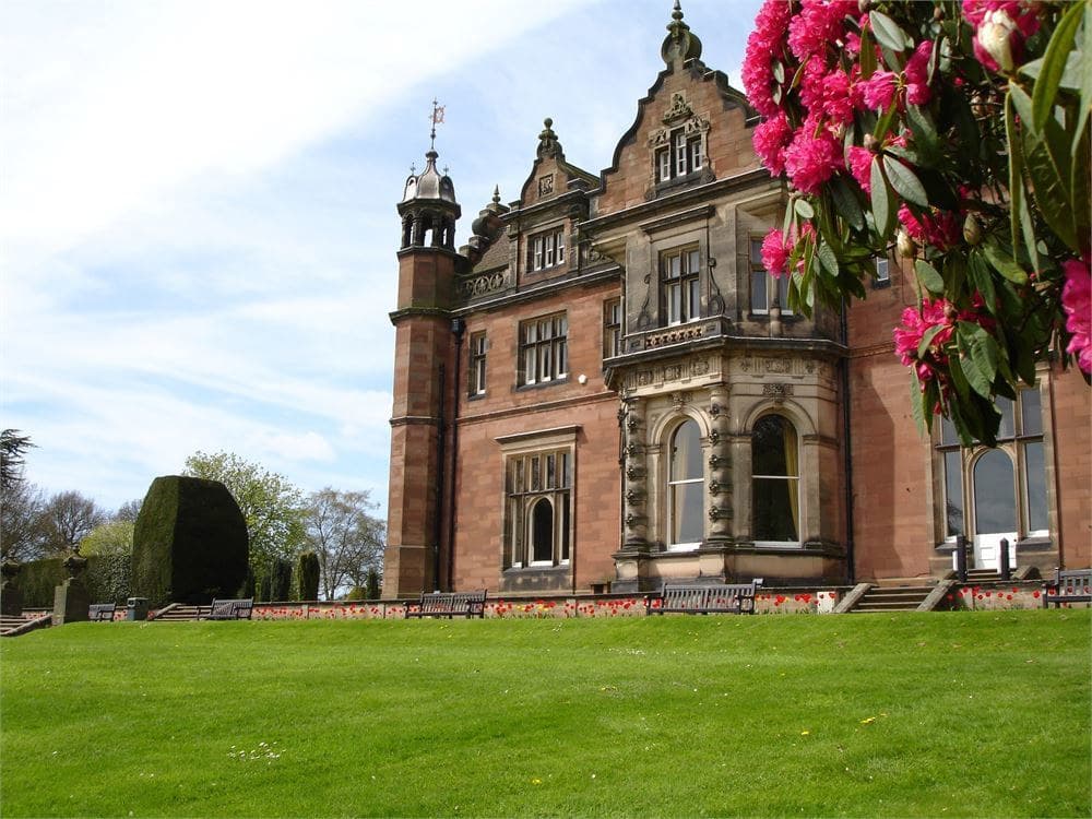 Staffordshire, Keele Hall photo #1