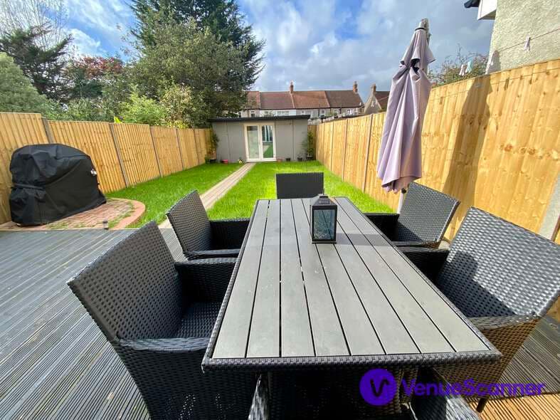 Exclusive Hire, Modern Family Home In SW London photo #2