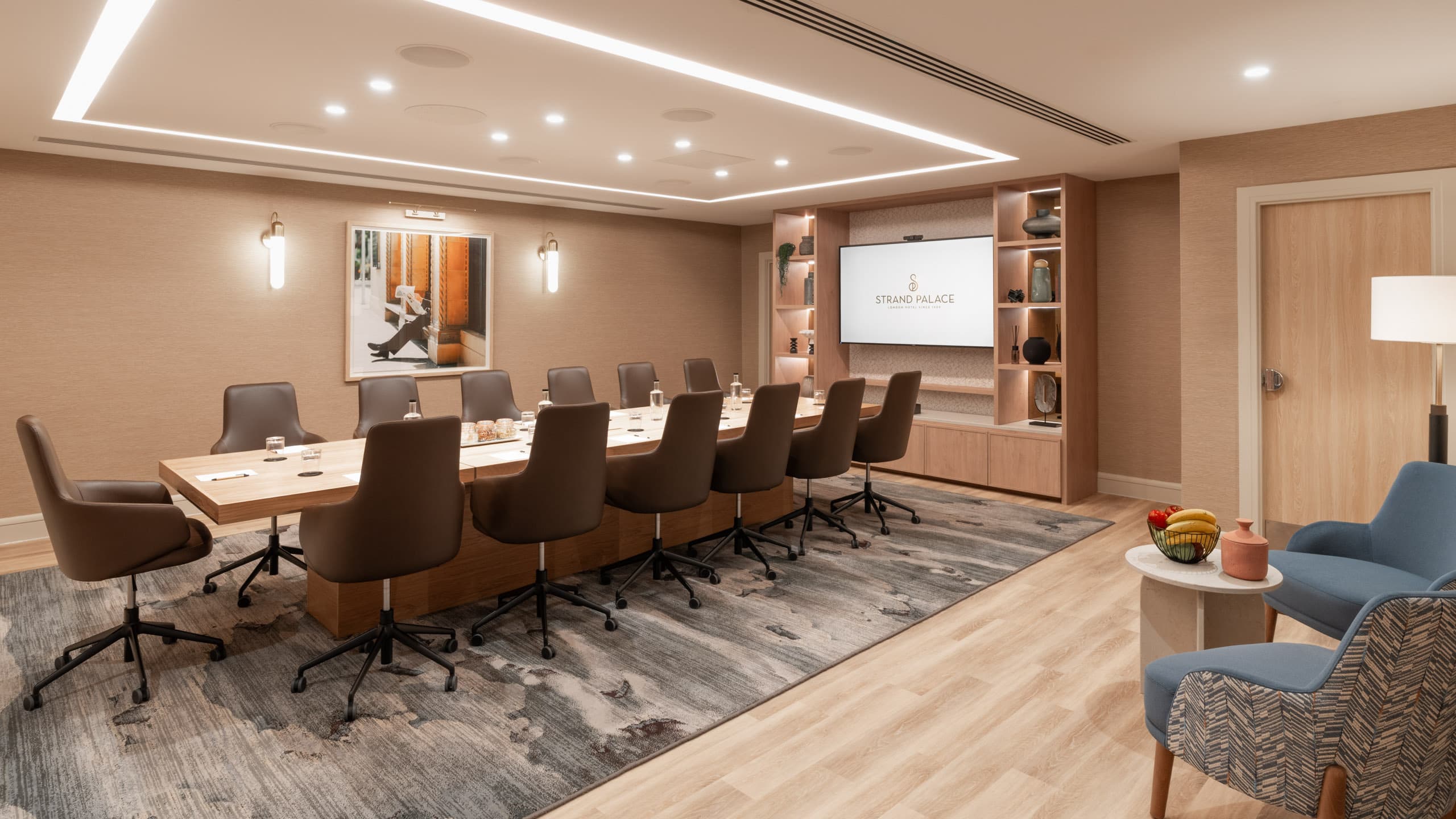The Thames Boardroom