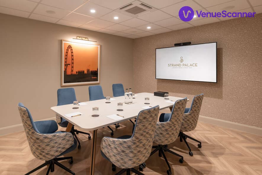 Waterloo Bridge, Strand Palace Hotel photo #2