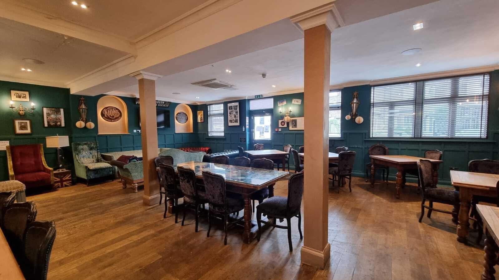 Kinks Room, The Clissold Arms photo #1