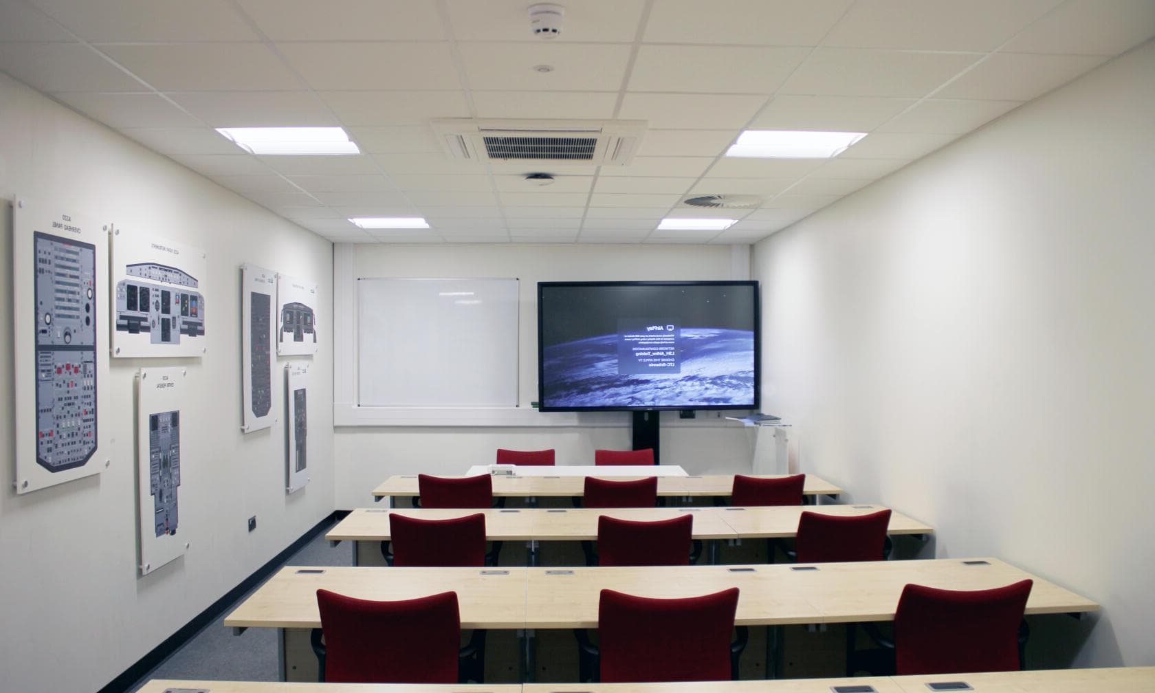 Photo of Acron Aviation London Training Centre, 15-Seat Training/Workshop Rm