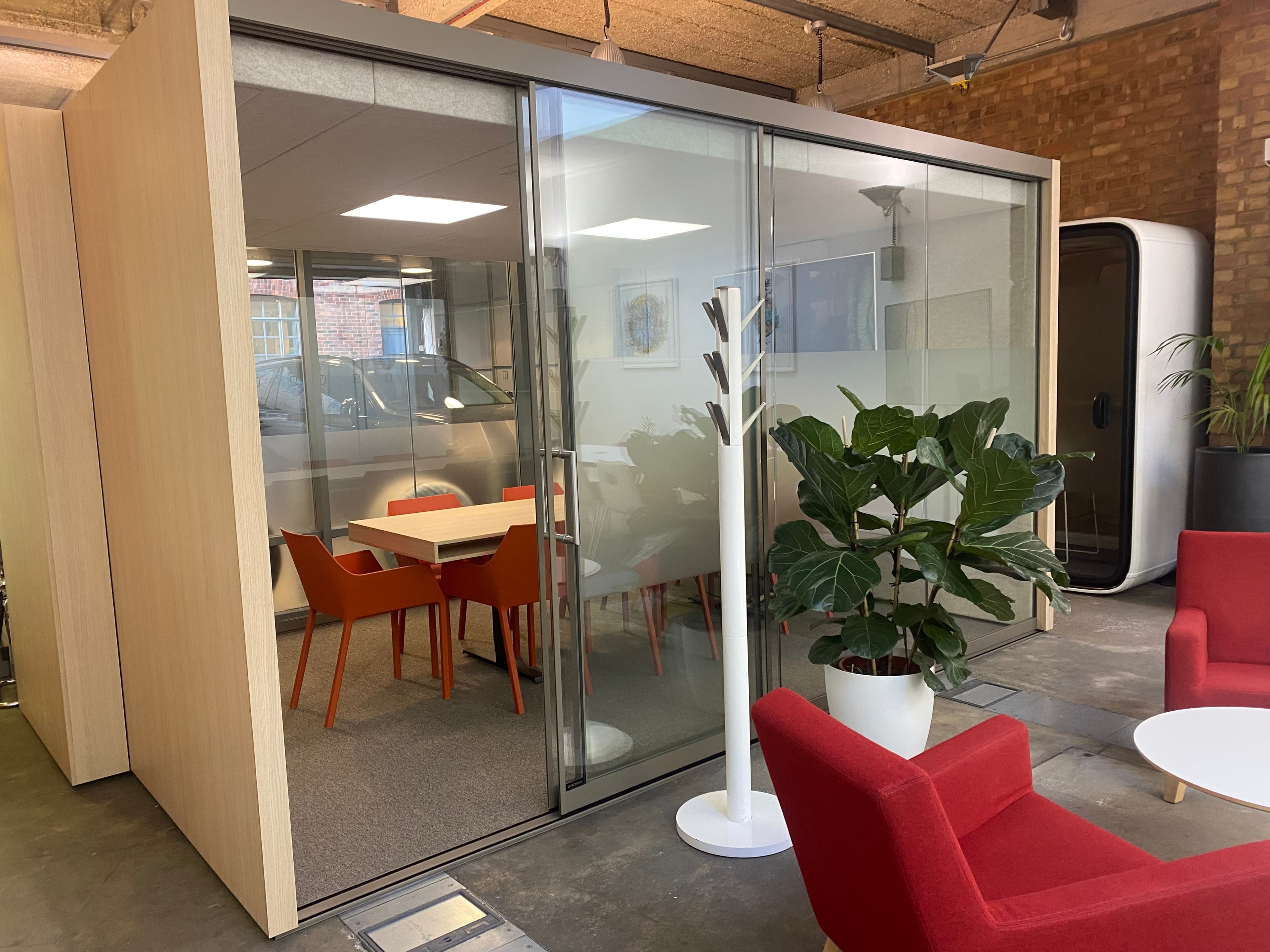 Conference Room For Up To 10 People, eOffice Soho HQ photo #2