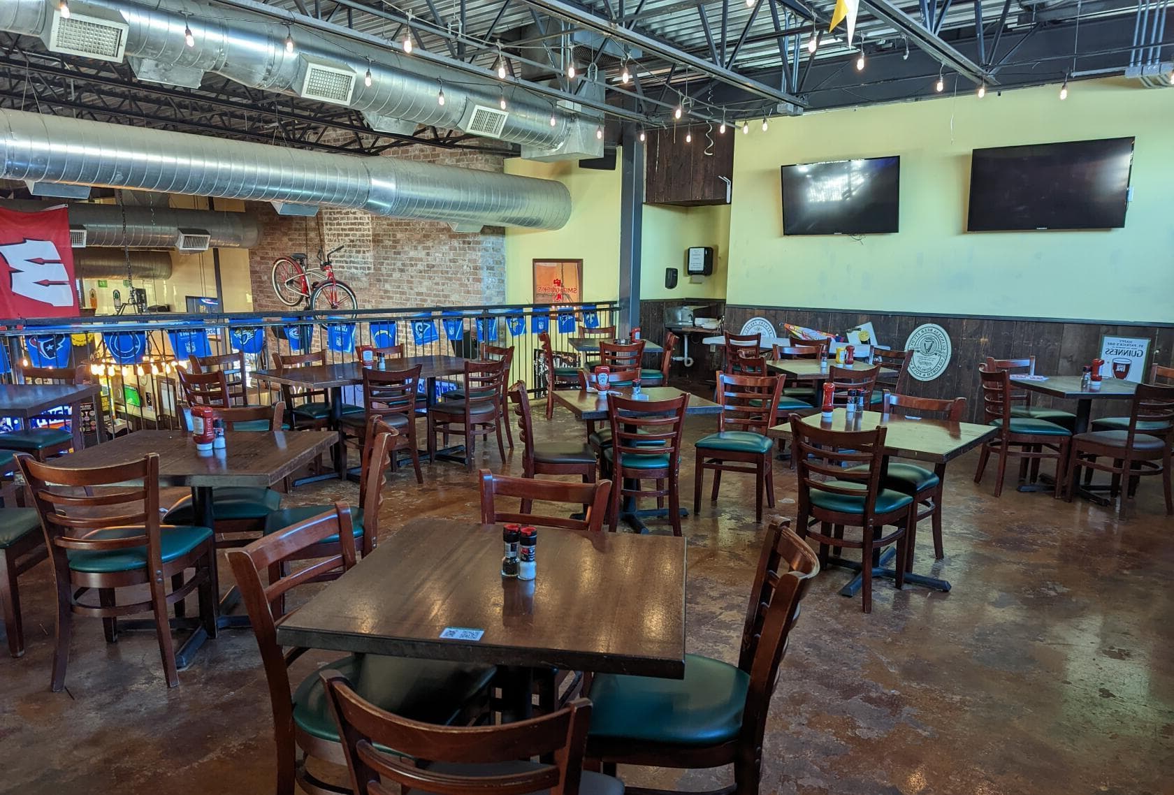 Mo's Irish Pub Cypress, Upstairs, undefined photo #1