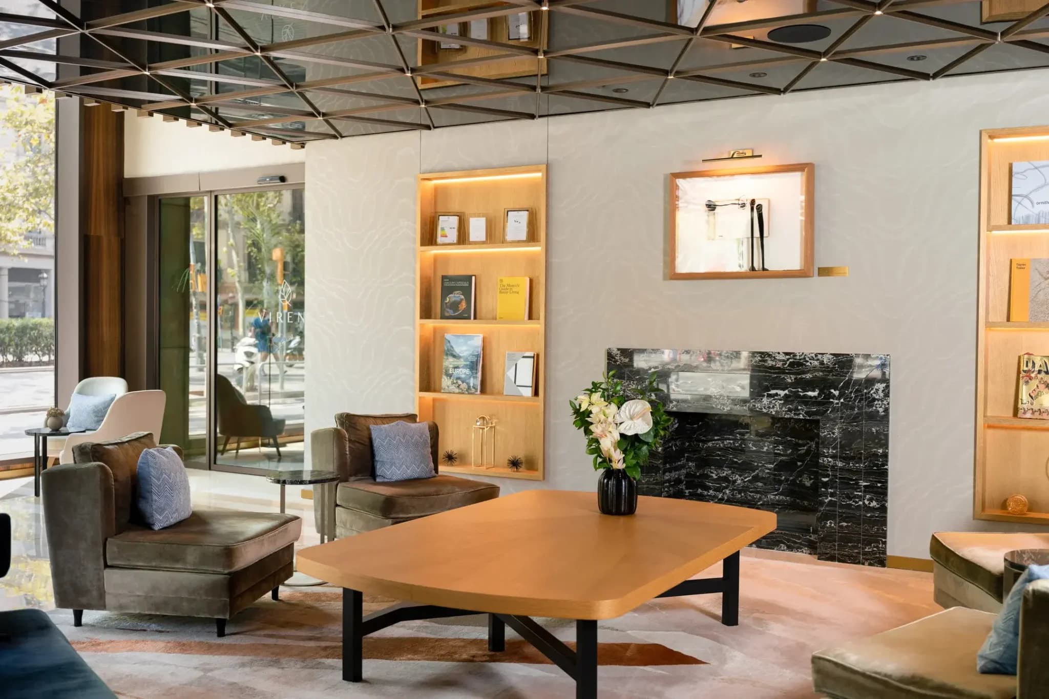 Azimuth Rooftop Bar, Almanac Barcelona photo #3