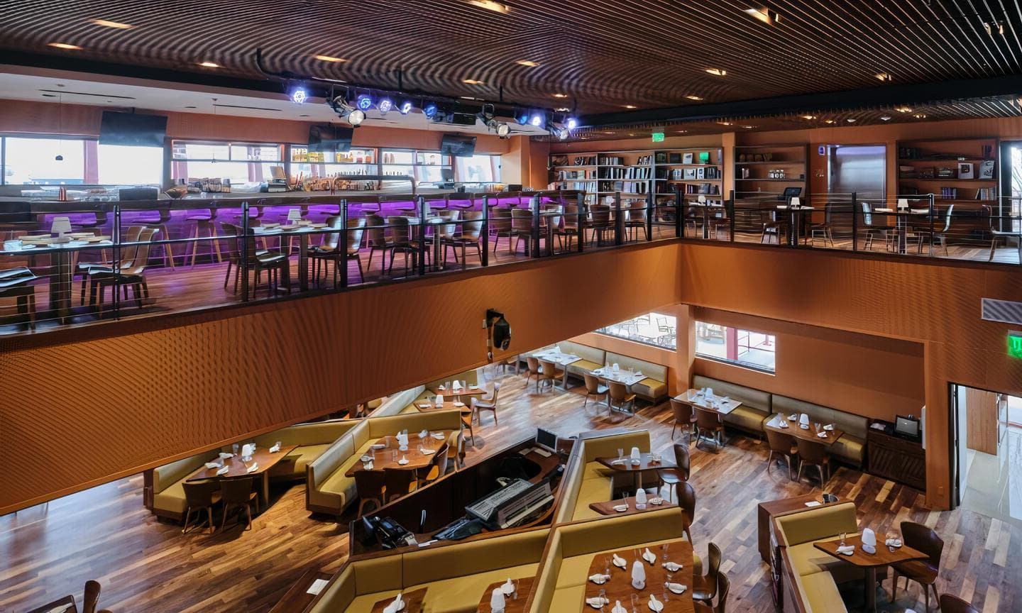 Main Dining Room, Windmills Brewery. Restaurant. Music. photo #1