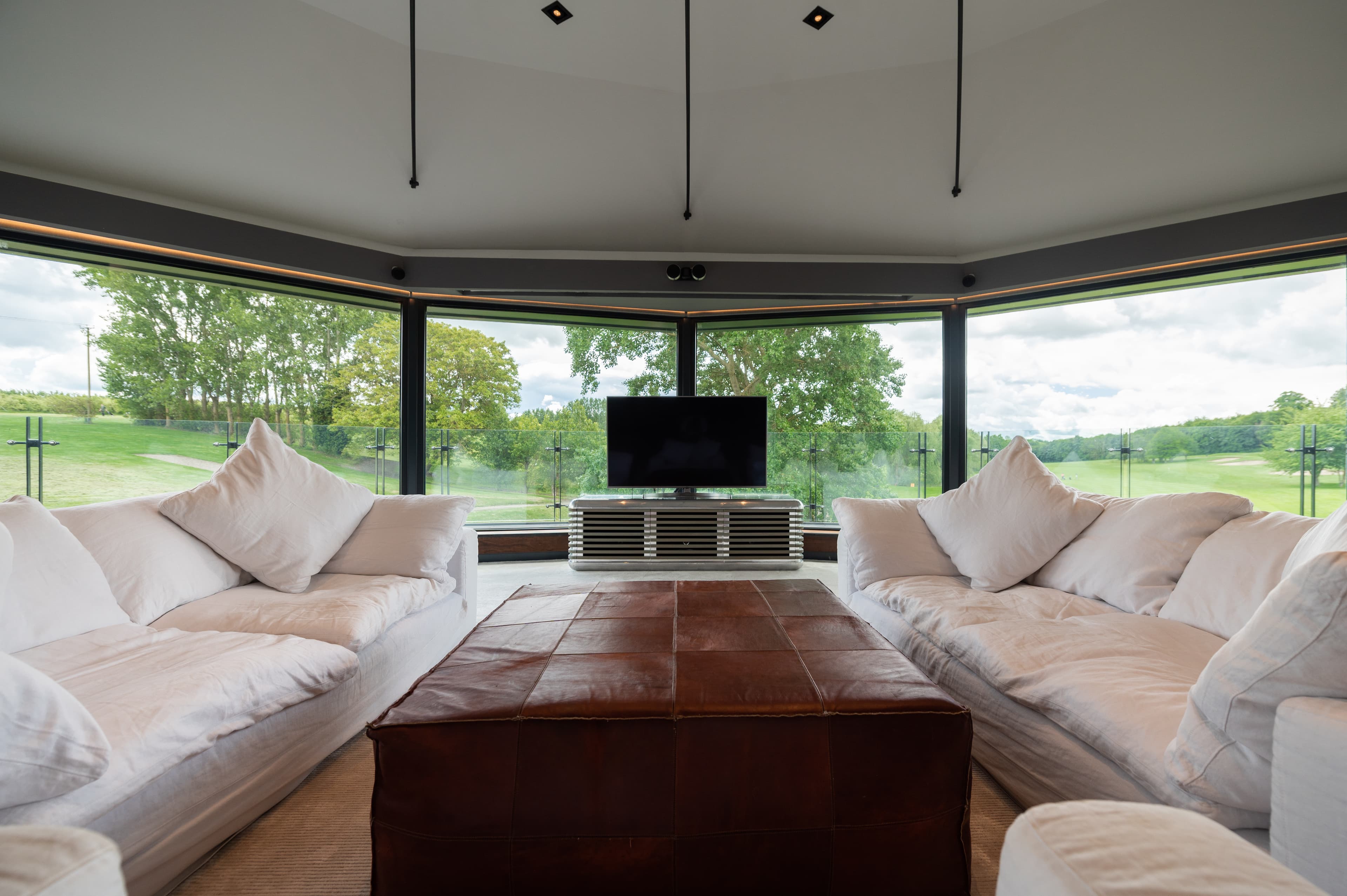 The Cave Penthouse, Cave Hotels photo #3