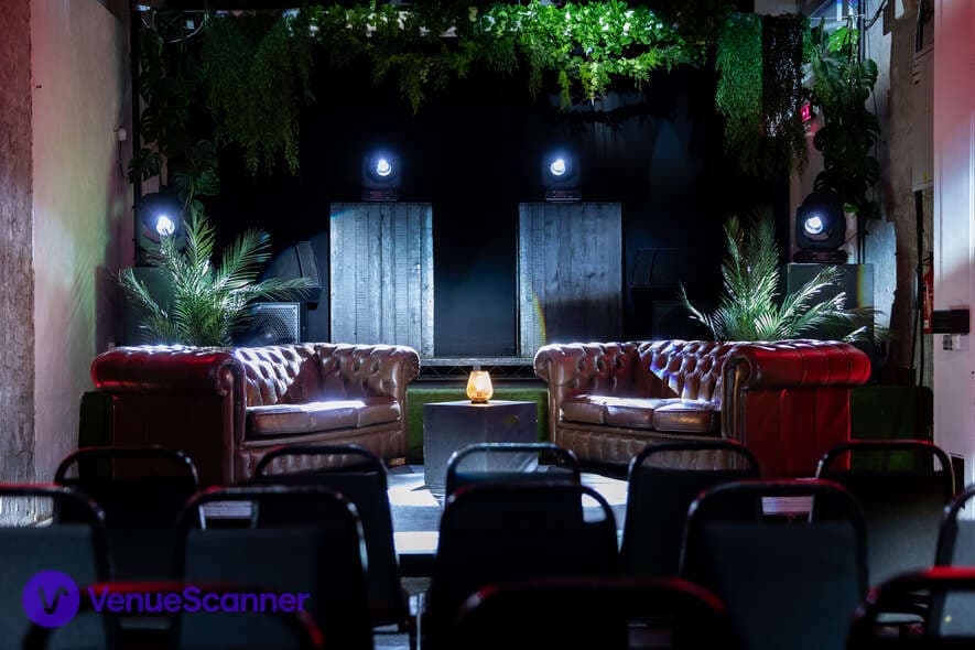 Live Room, 93 Feet East photo #3