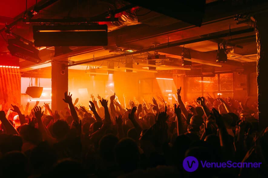 Main Room, 93 Feet East photo #2