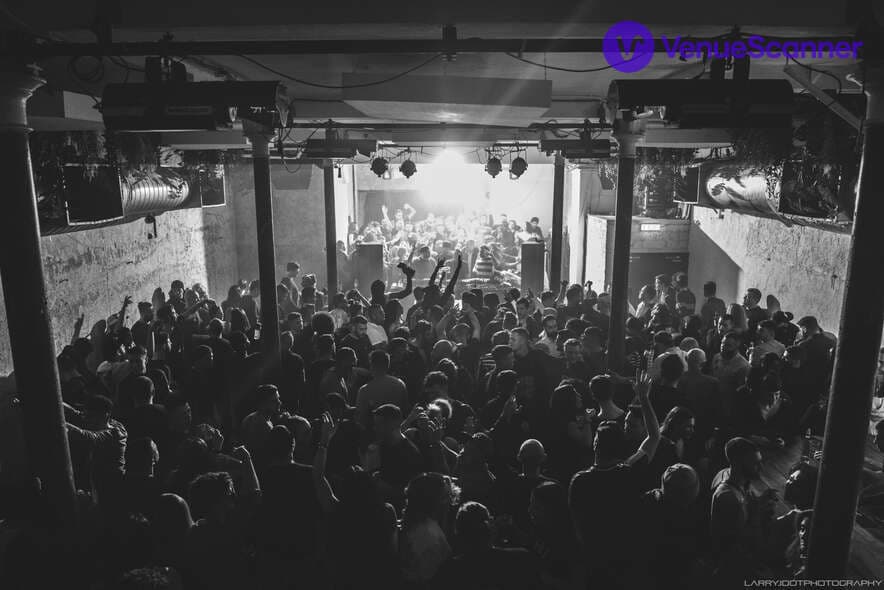 Live Room, 93 Feet East photo #1