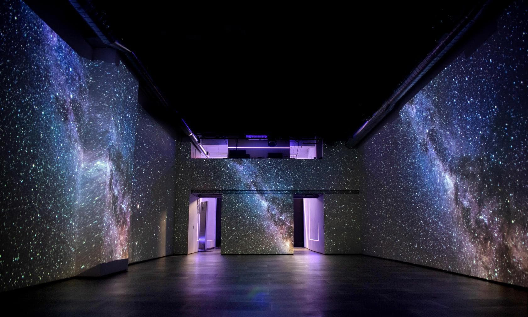 Lightbox, Lightbox photo #1