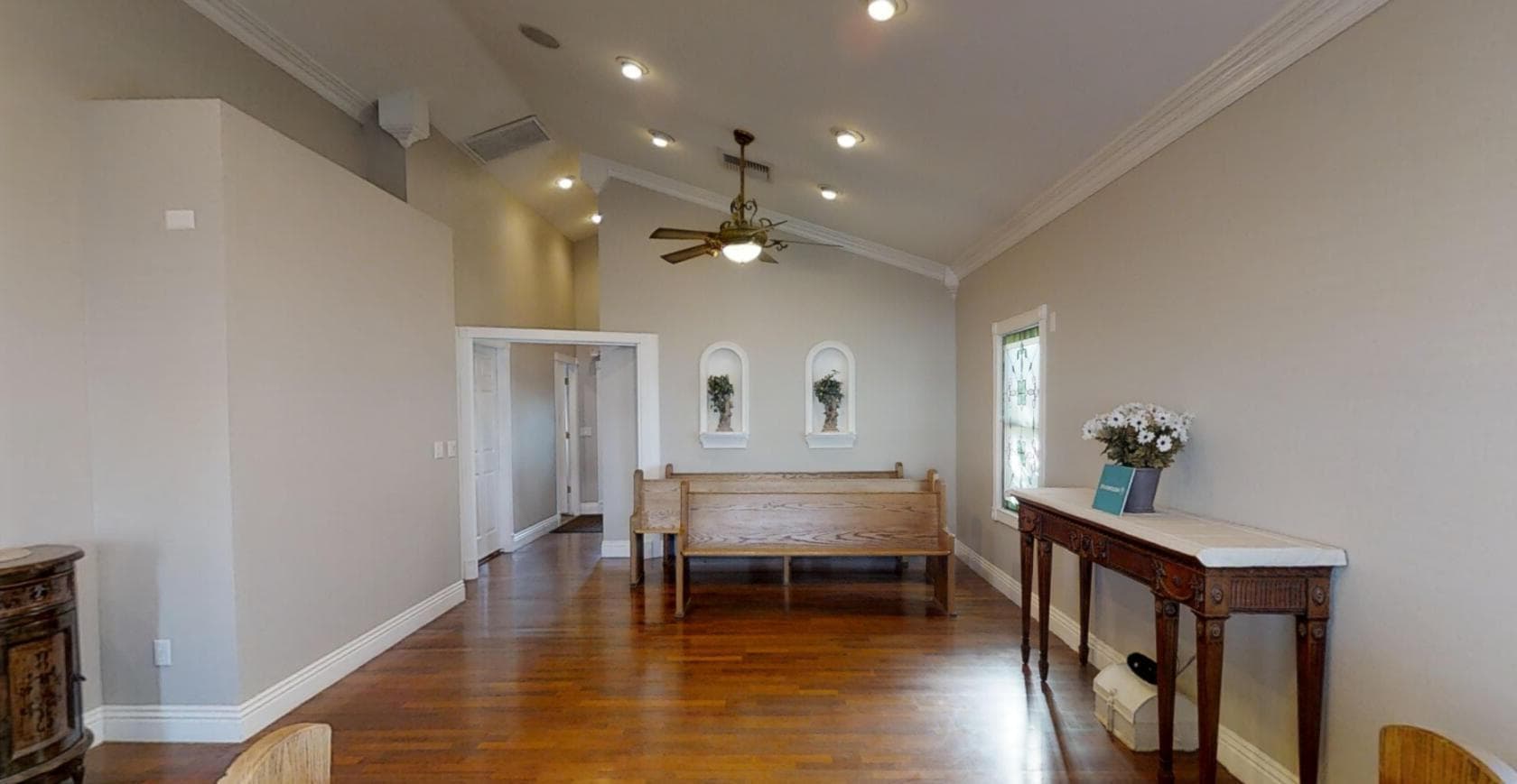 Entire Venue, Little Chapel on the Corner photo #1