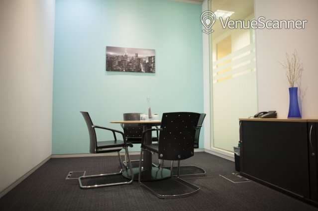 Basina, Regus Heathrow Stockley Park photo #1