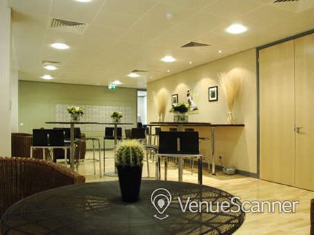 Aragon, Regus Richmond Station Kew Road photo #1