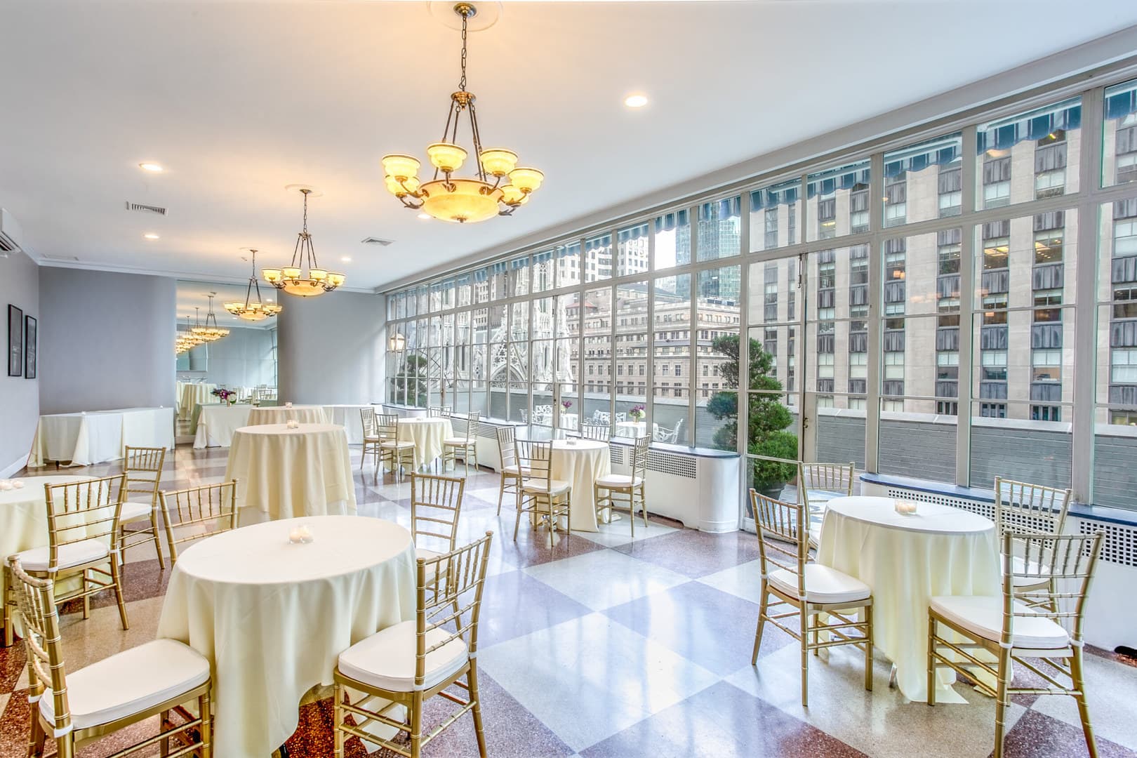 The Solarium, 3 West Club photo #2