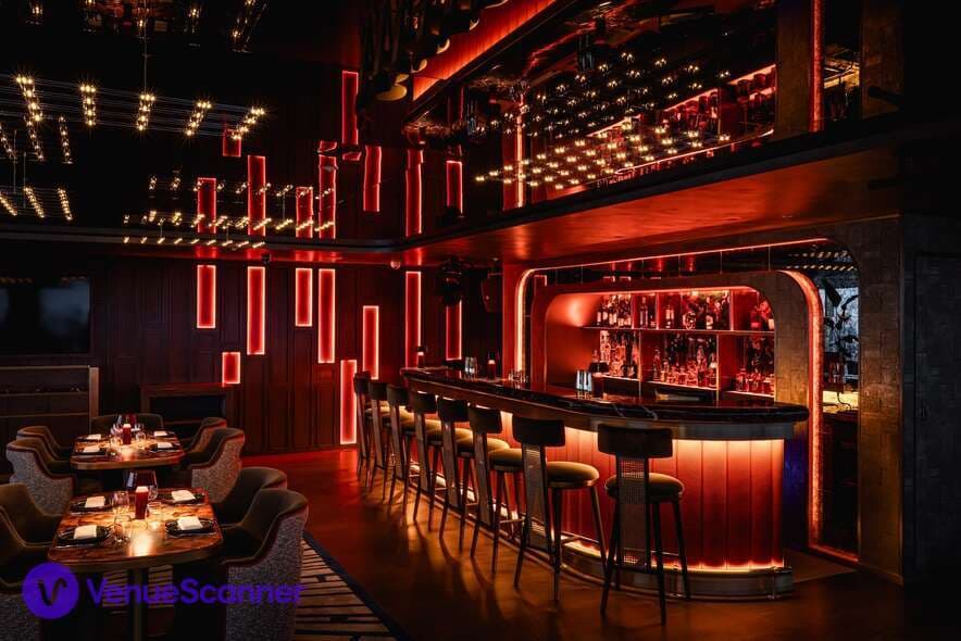 CE LA VI London, Aluna Lounge - 18th Floor photo #3