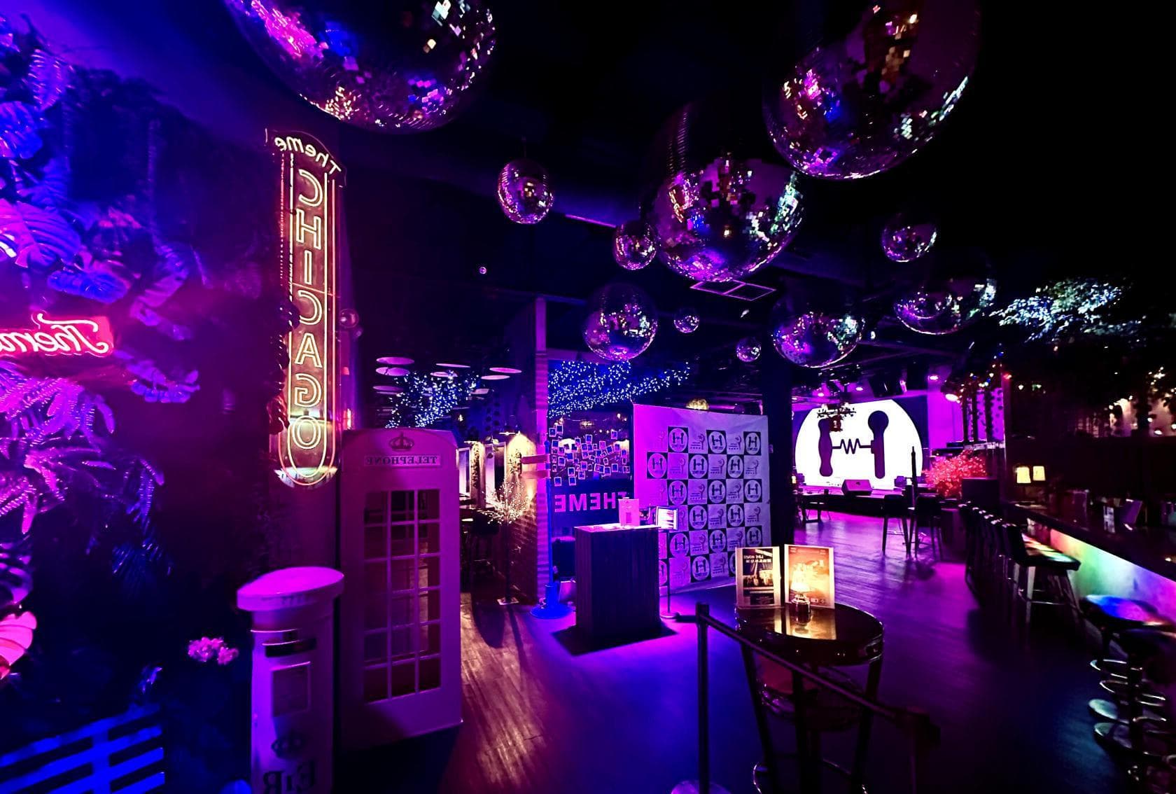 Whole Venue, Theme House Restaurant & Karaoke Bar photo #1