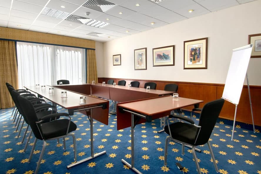 Shannon Boardroom