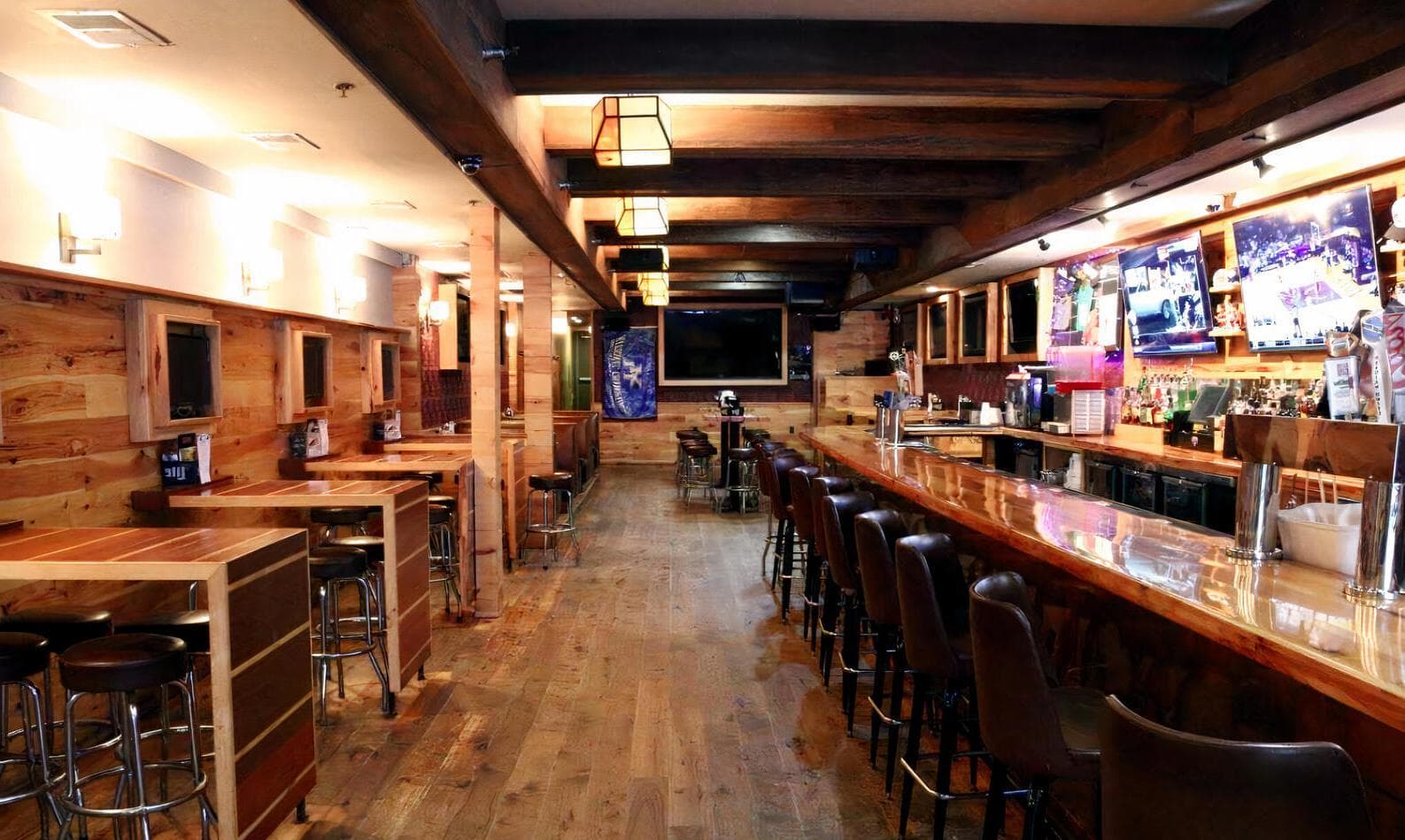 Main Floor, The Pony photo #1