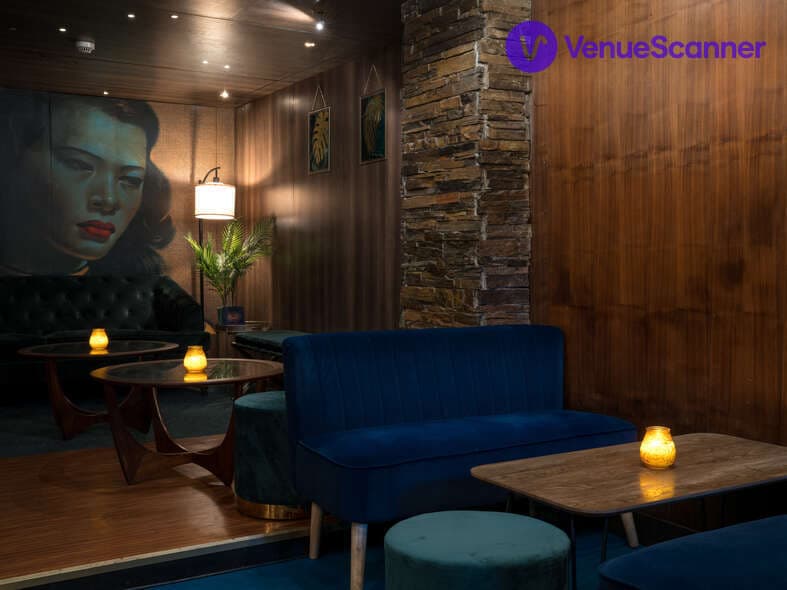 Whole Venue, Trailer Happiness photo #3