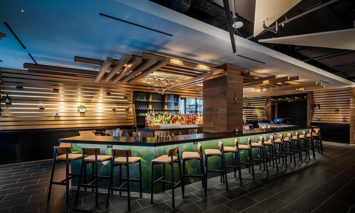 Bar Tsuru