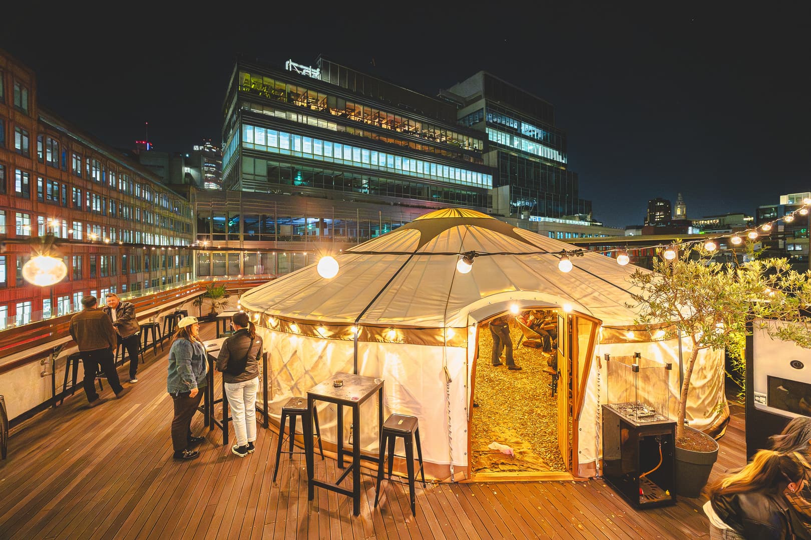 Rooftop, Queen Of Hoxton photo #1