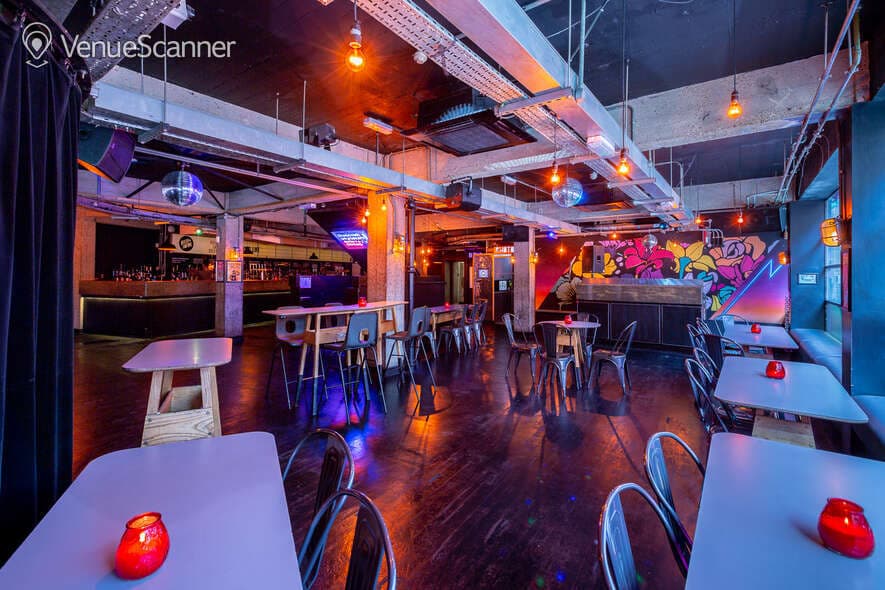 Ground Floor, Queen Of Hoxton photo #3