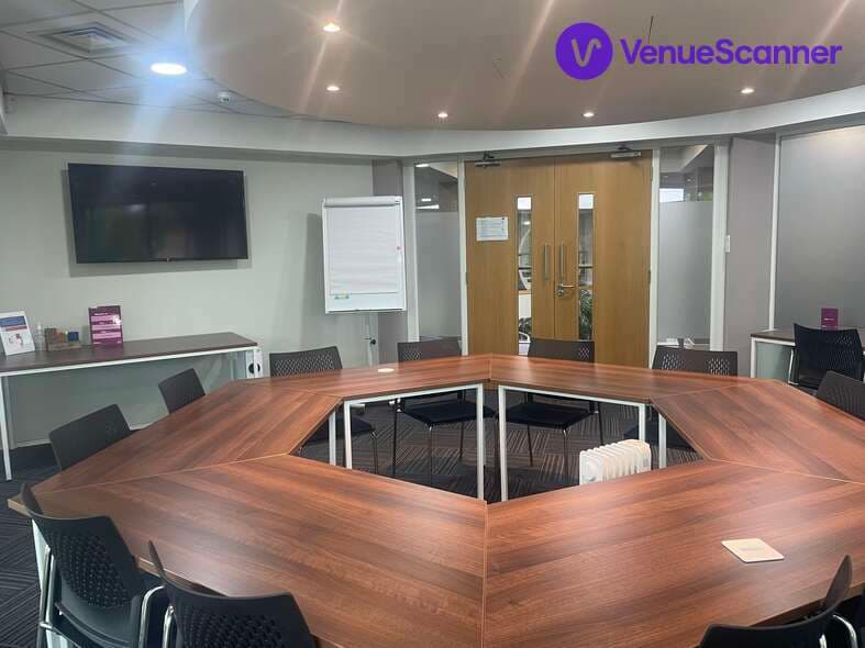 Jupiter, Citibase Birmingham Business Park photo #1