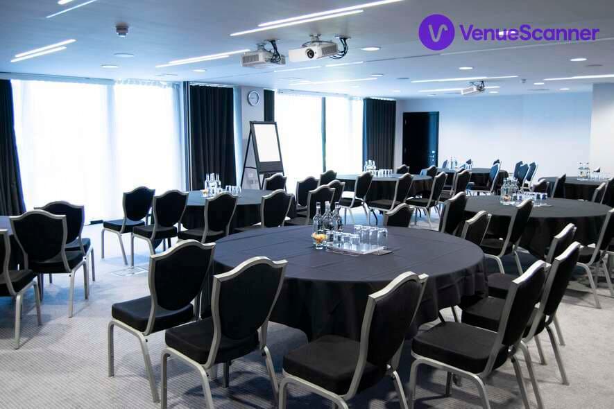 Dukes Suite, Hilton London Syon Park photo #1