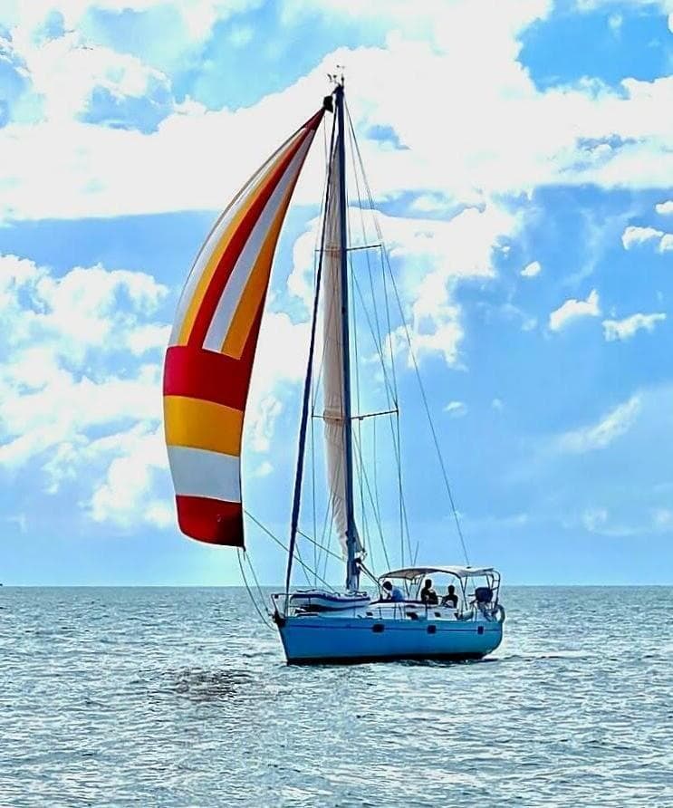 40-foot Beneteau Sailboat, Destino Charters photo #1