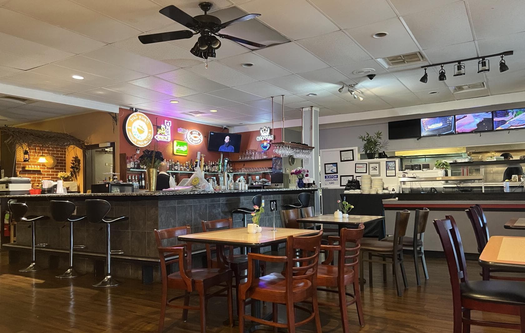 Entire Space, Spicy Zest Cafe & Boba photo #1