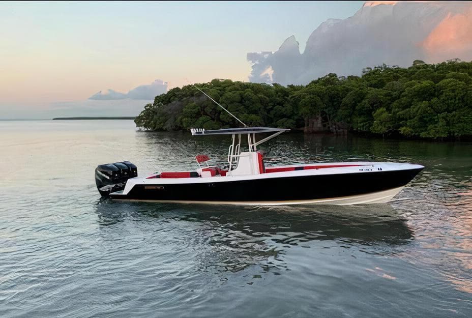 34 Contender, Jerico Yacht Charters photo #1