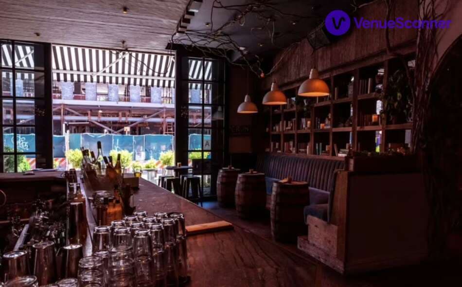 Whole Venue, Common Ground Bar photo #3