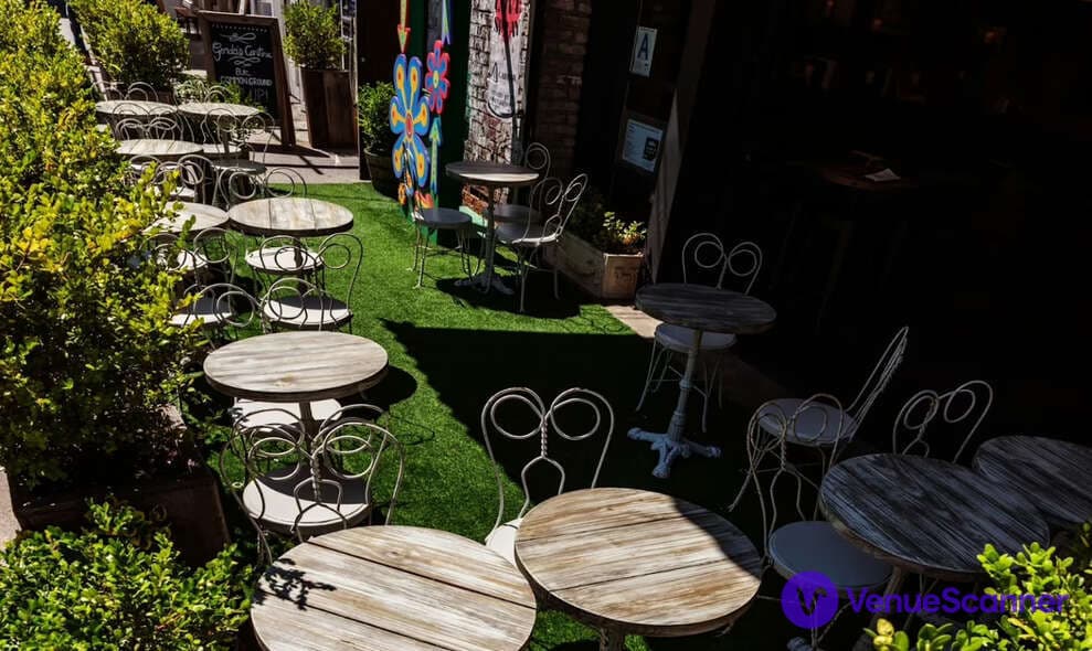 Green Lawn Area, Common Ground Bar photo #2