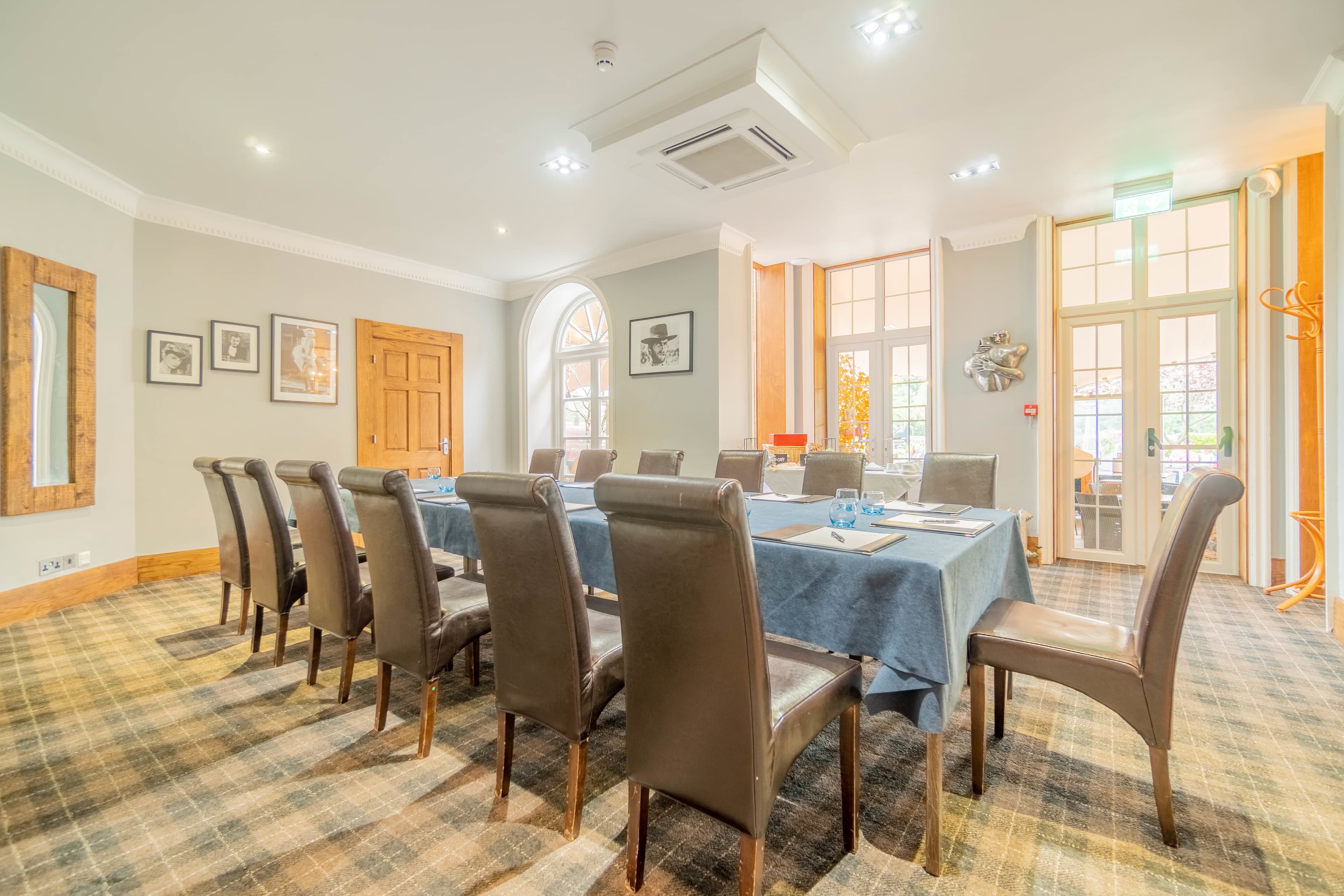 Balmer Lawn Hotel, The Club photo #2