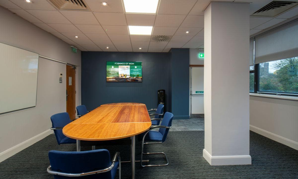 Syndicate 1, The Holiday Inn Cardiff City photo #1