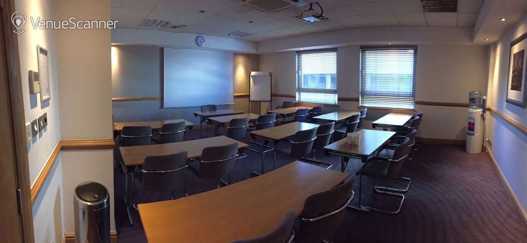 Room 102, Leonardo Hotel Glasgow photo #1