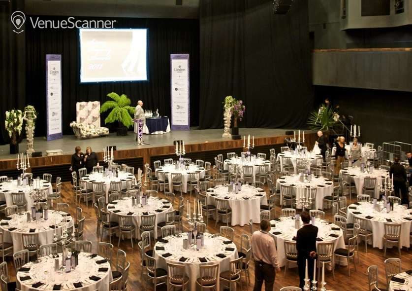 Auditorium, G Live photo #9