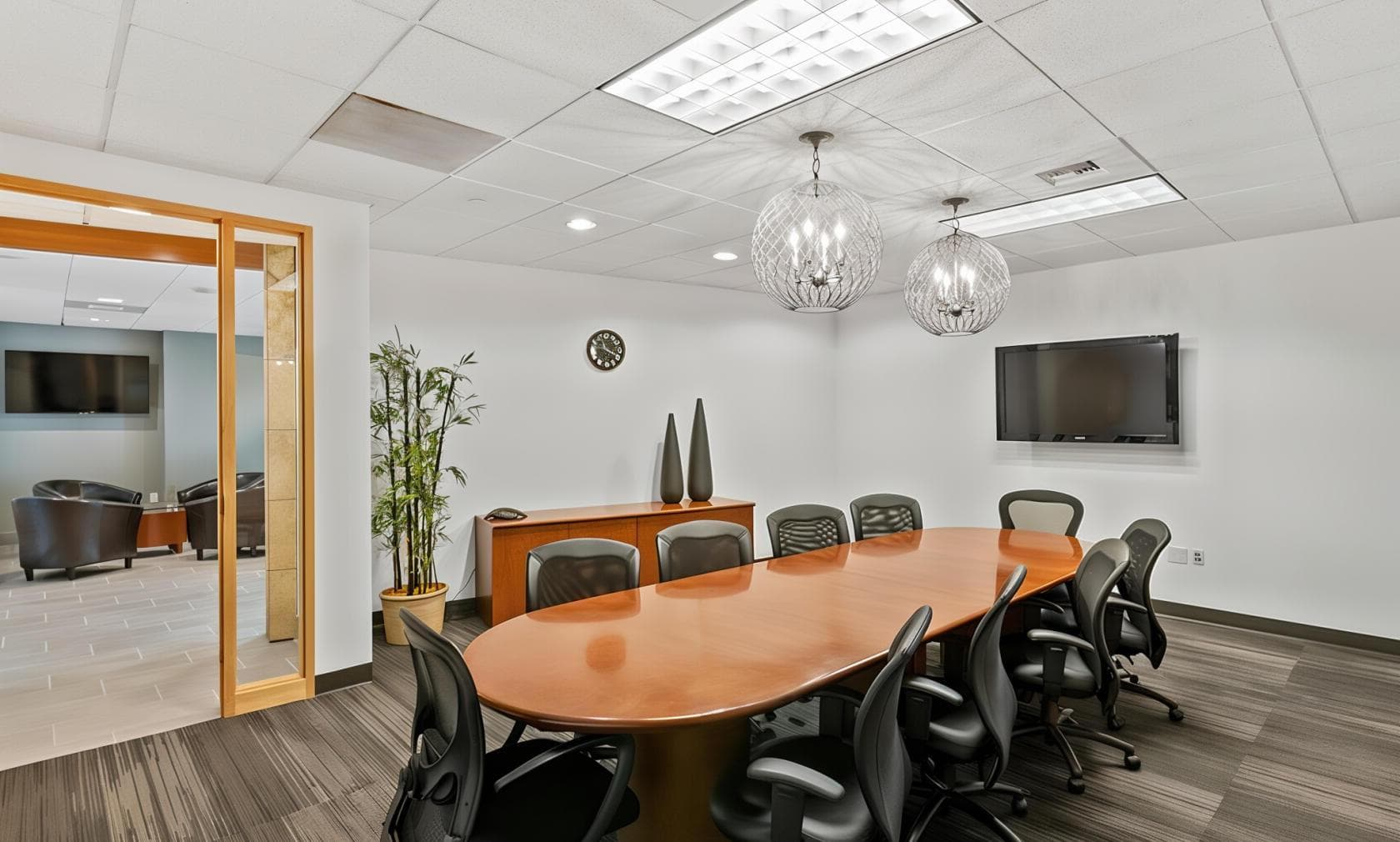 Cascade Conference Room, Premier Workspaces - Seattle Downtown photo #1